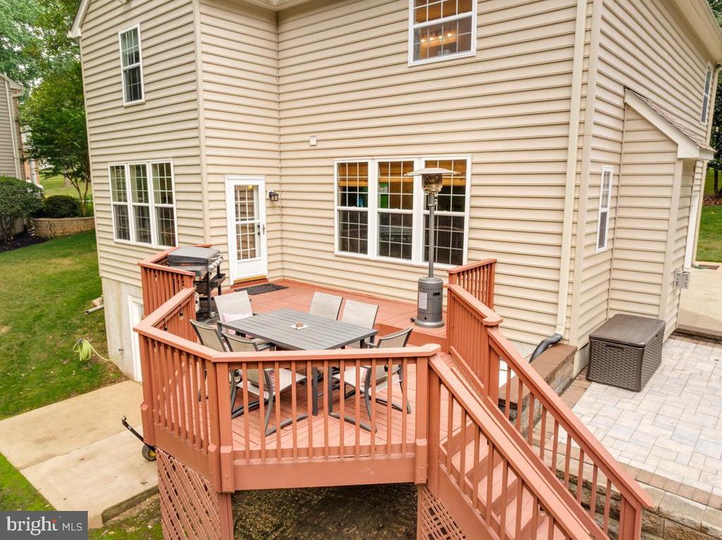 445 CROSS CREEK DRIVE