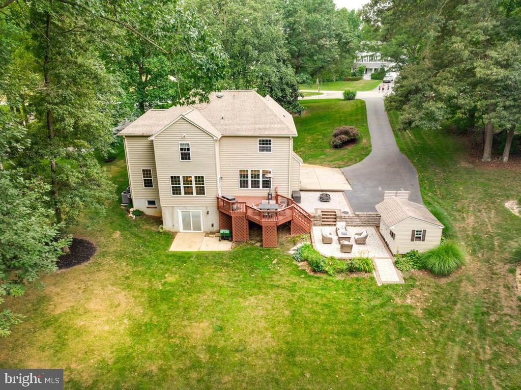 445 CROSS CREEK DRIVE