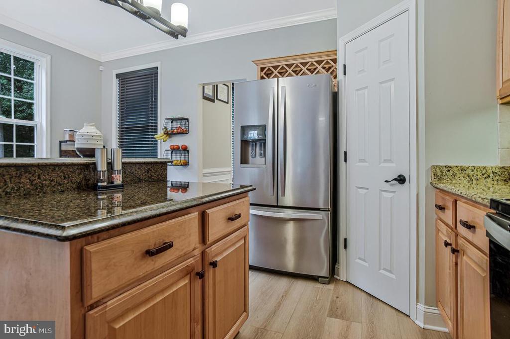 445 CROSS CREEK DRIVE