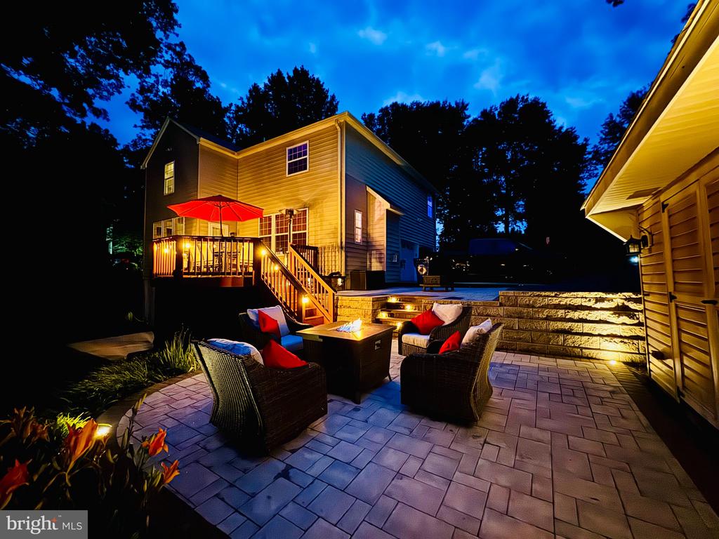 445 CROSS CREEK DRIVE