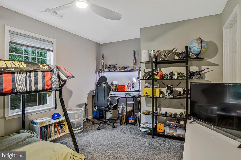 445 CROSS CREEK DRIVE