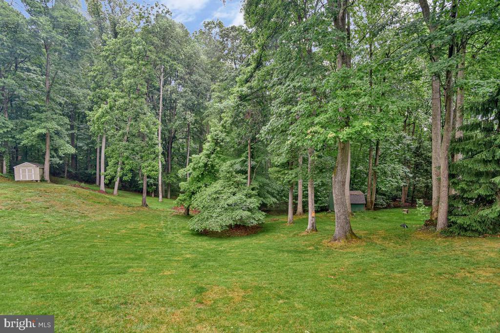 445 CROSS CREEK DRIVE