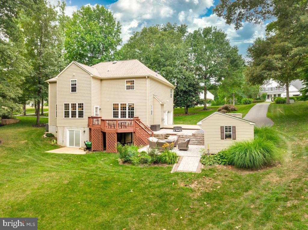 445 CROSS CREEK DRIVE