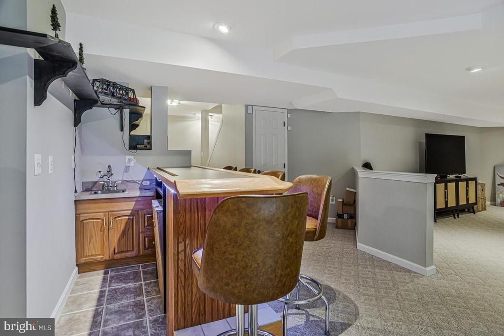 445 CROSS CREEK DRIVE