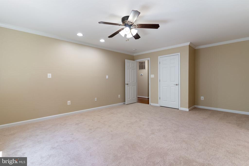 1947 ORIOLE WAY