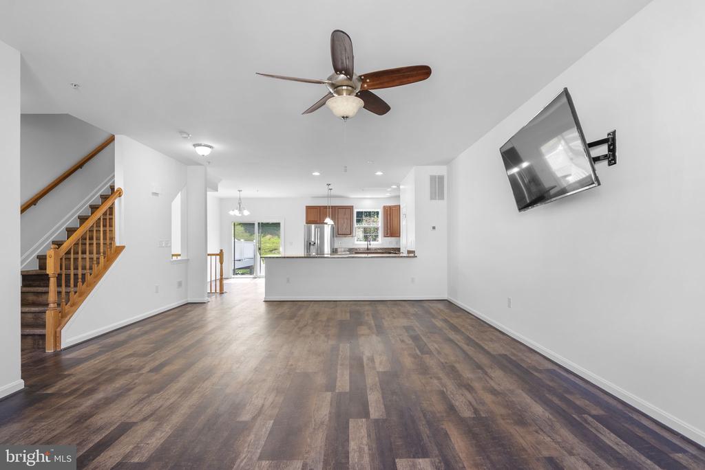 3660 BEDFORD DRIVE
