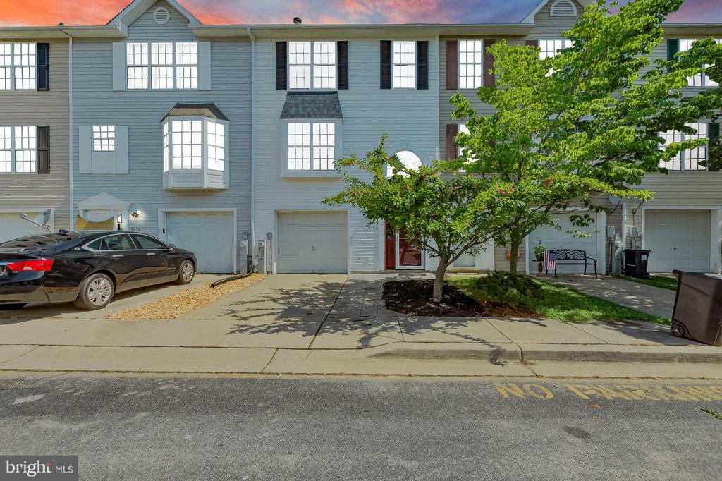 9456 SEA BREEZE COURT