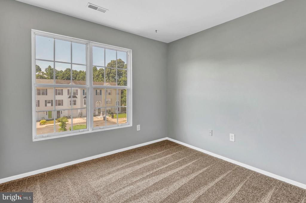 9456 SEA BREEZE COURT