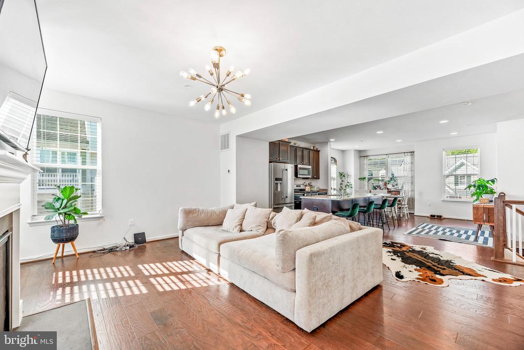373 Buckeye Cir
