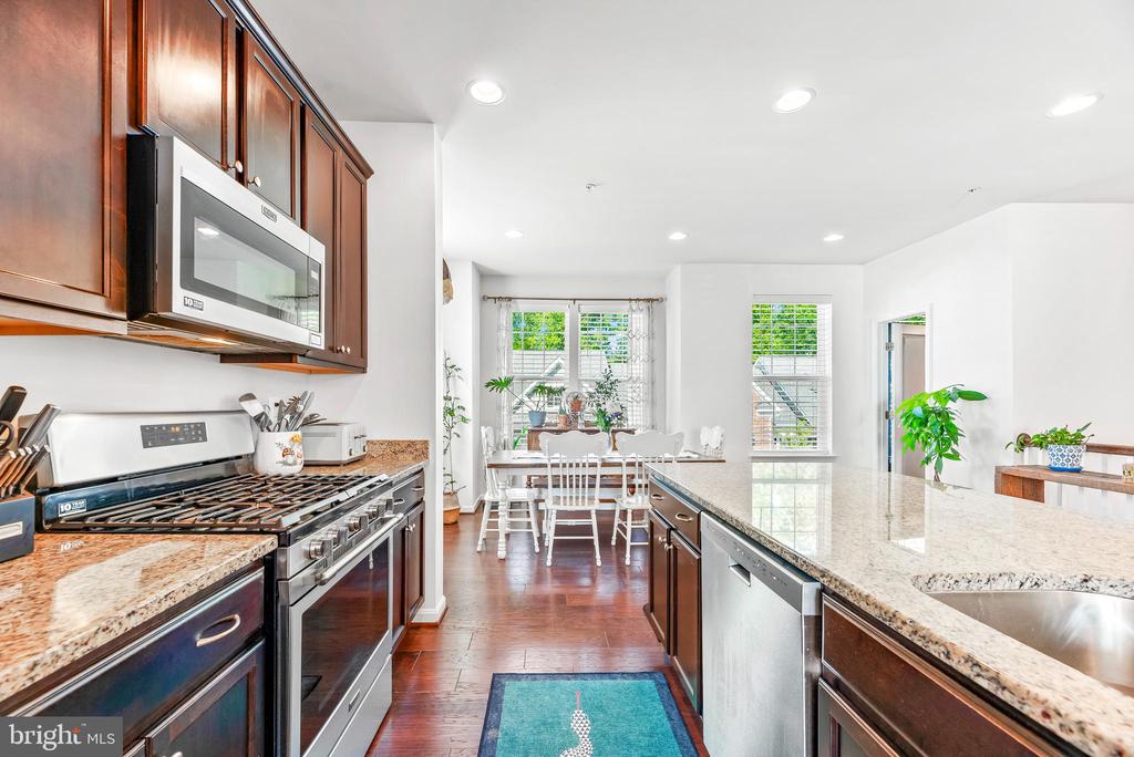 373 Buckeye Cir