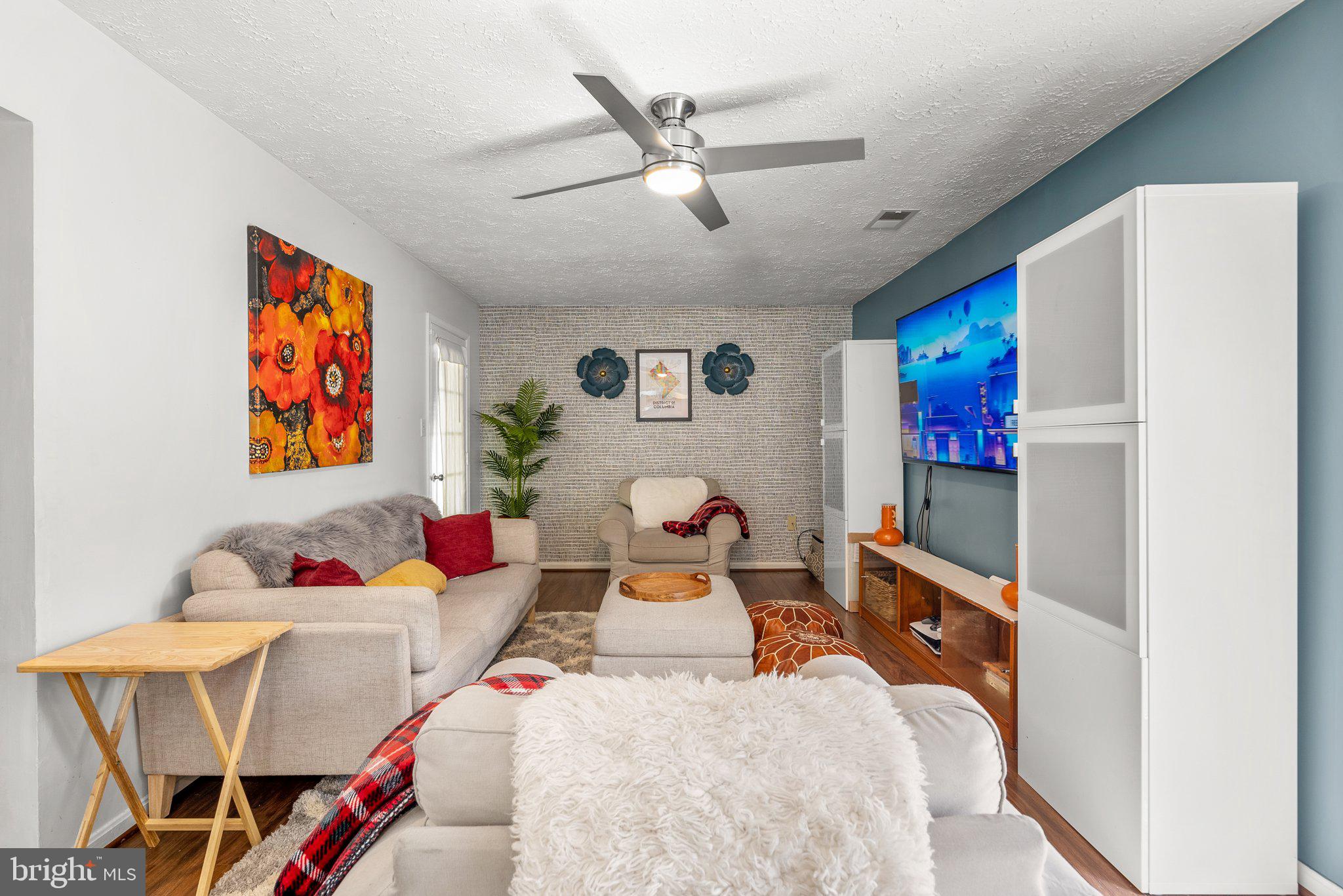 6821 Jackrabbit Ct