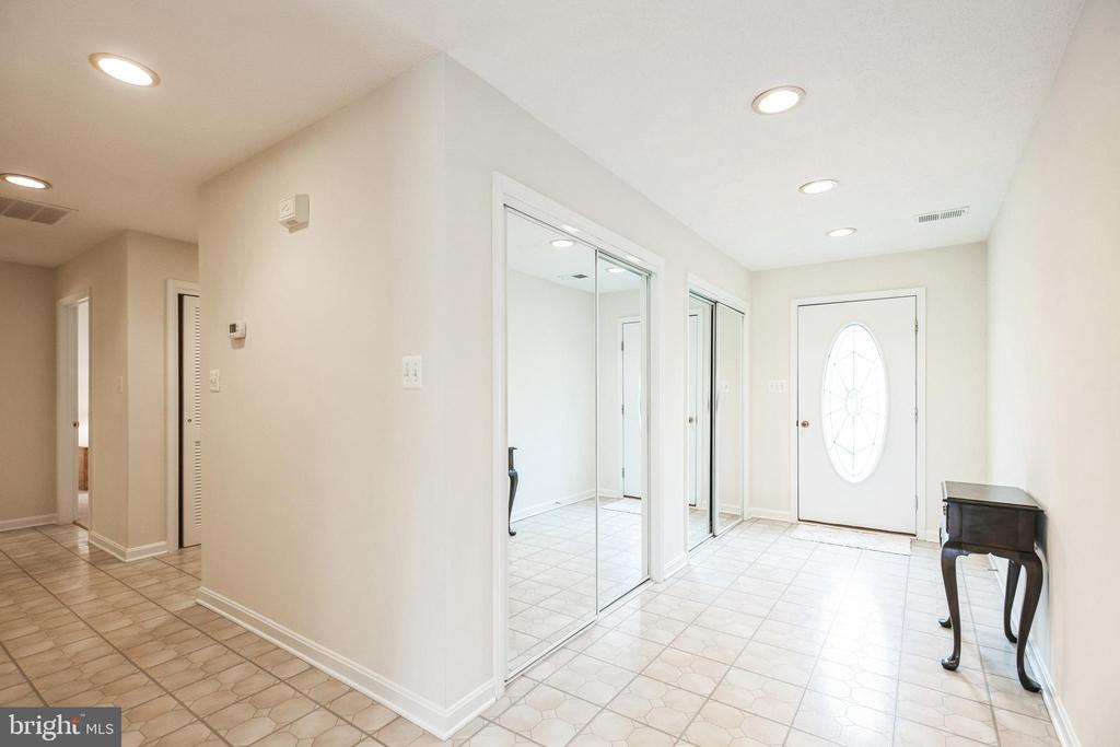 2818 Desert Sun Ct