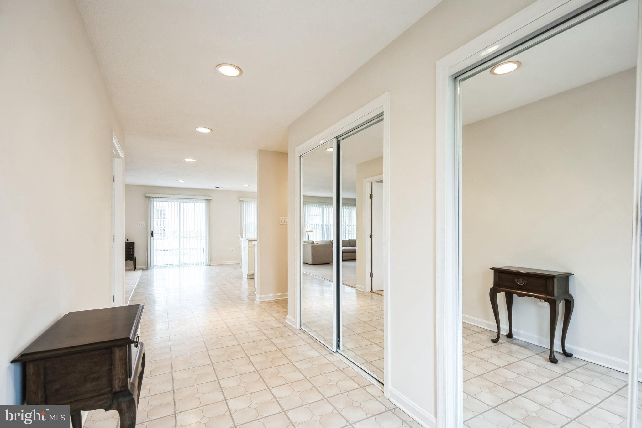 2818 Desert Sun Ct