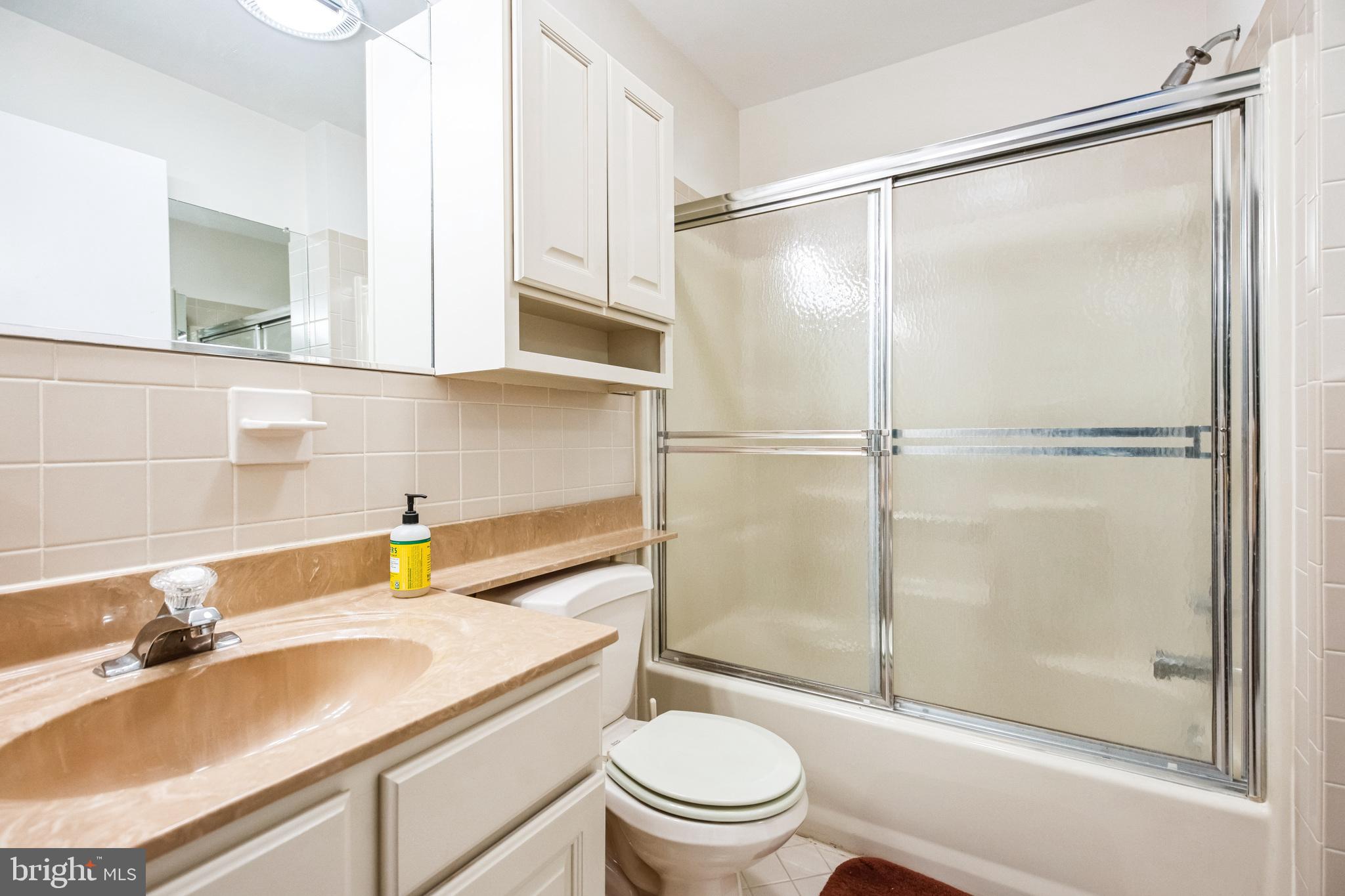 2818 Desert Sun Ct