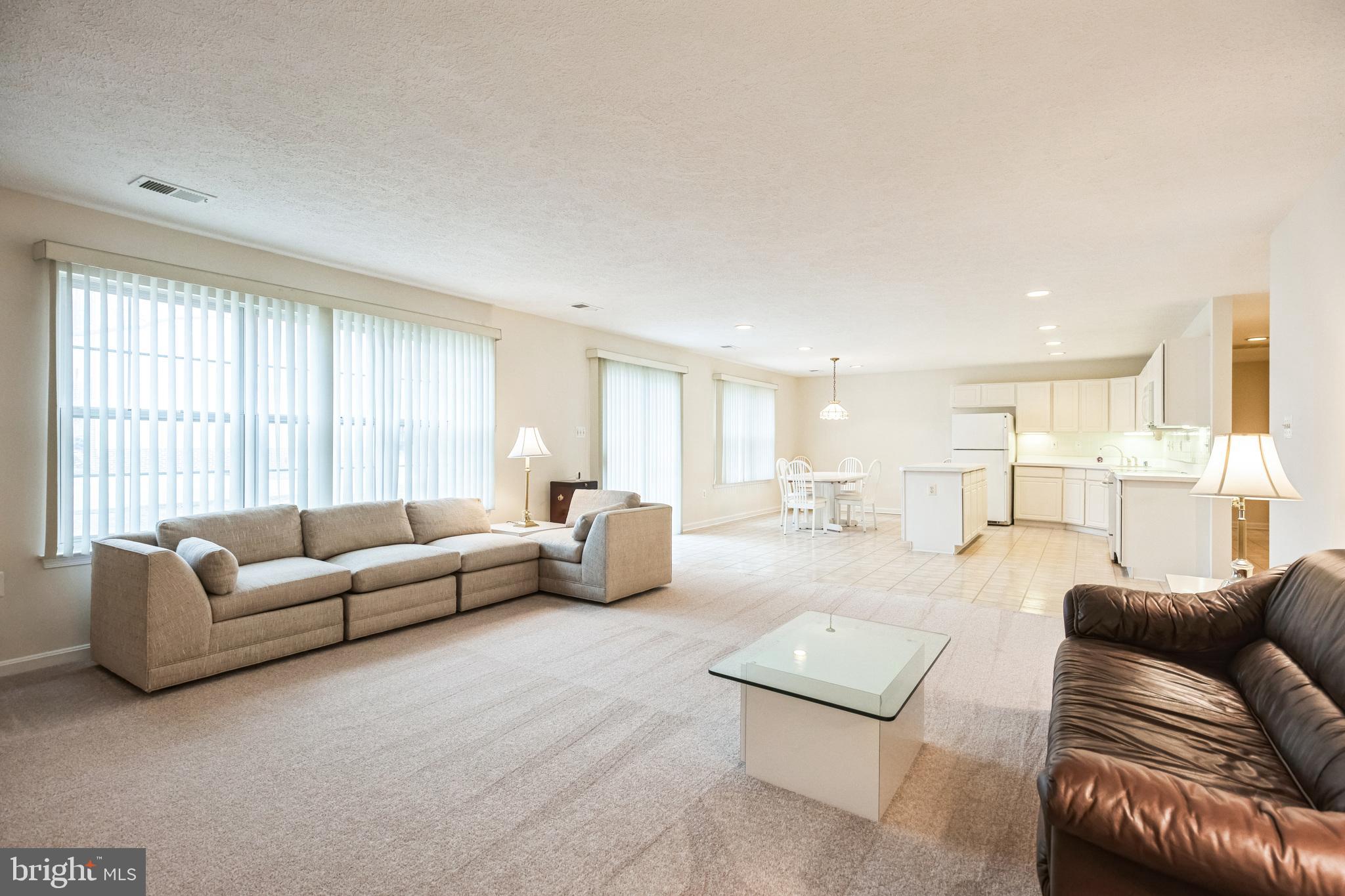 2818 Desert Sun Ct
