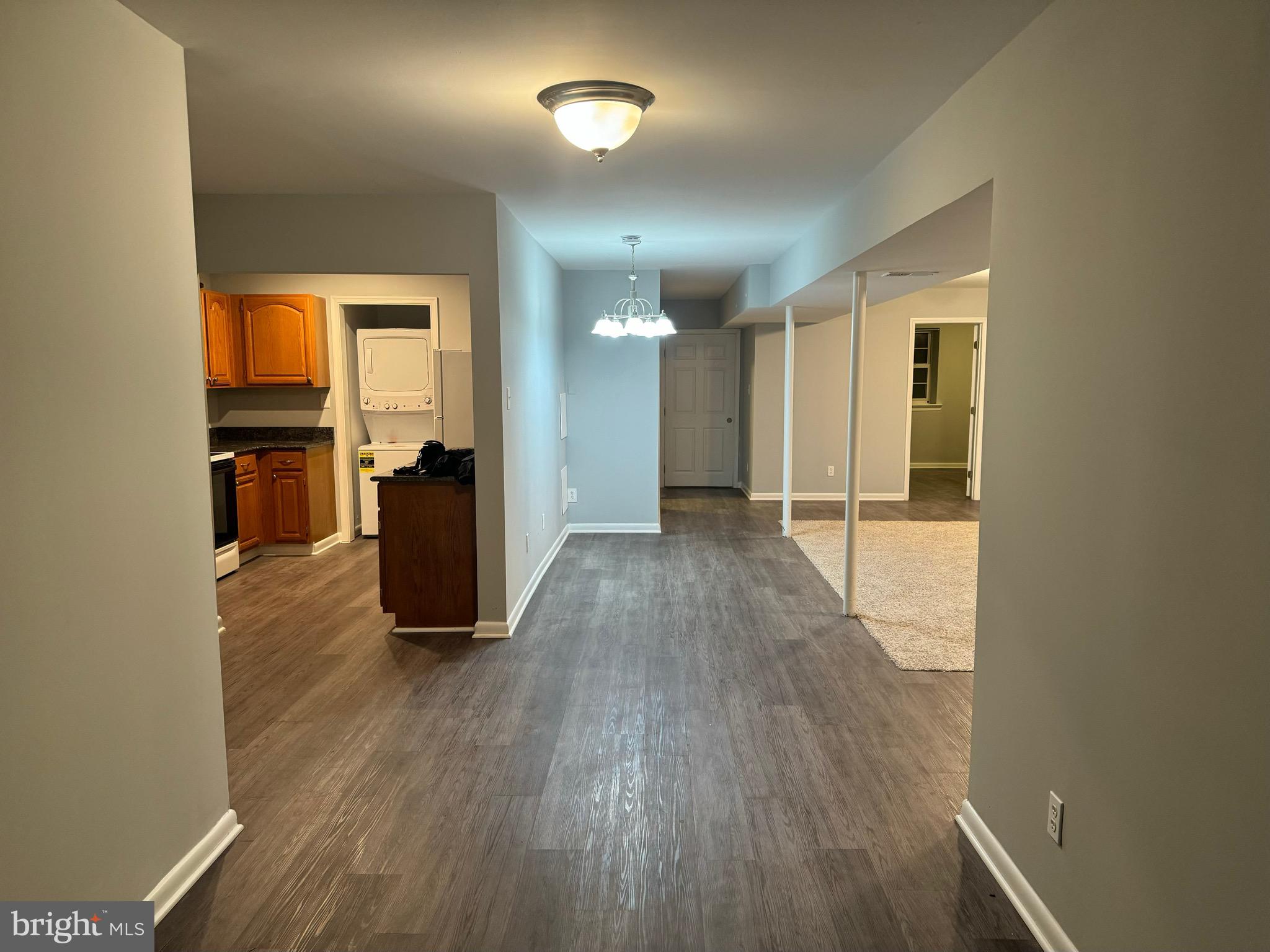 3102 S DECLARATION CT