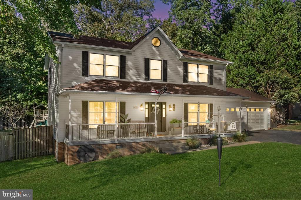 112 ORIOLE LANE
