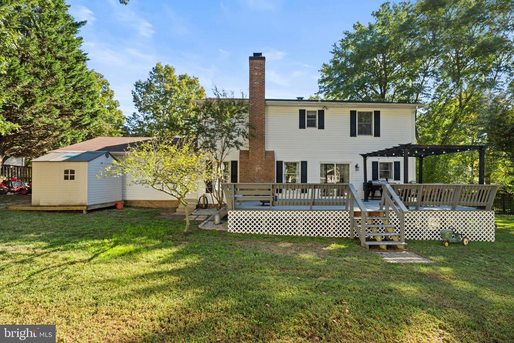 112 ORIOLE LANE
