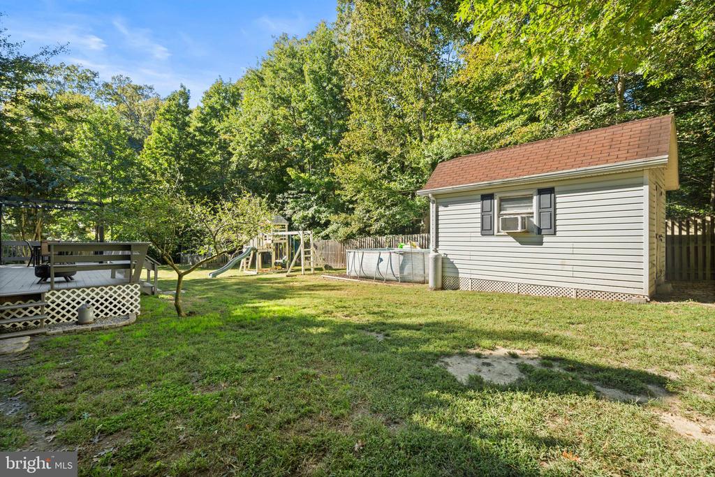 112 ORIOLE LANE