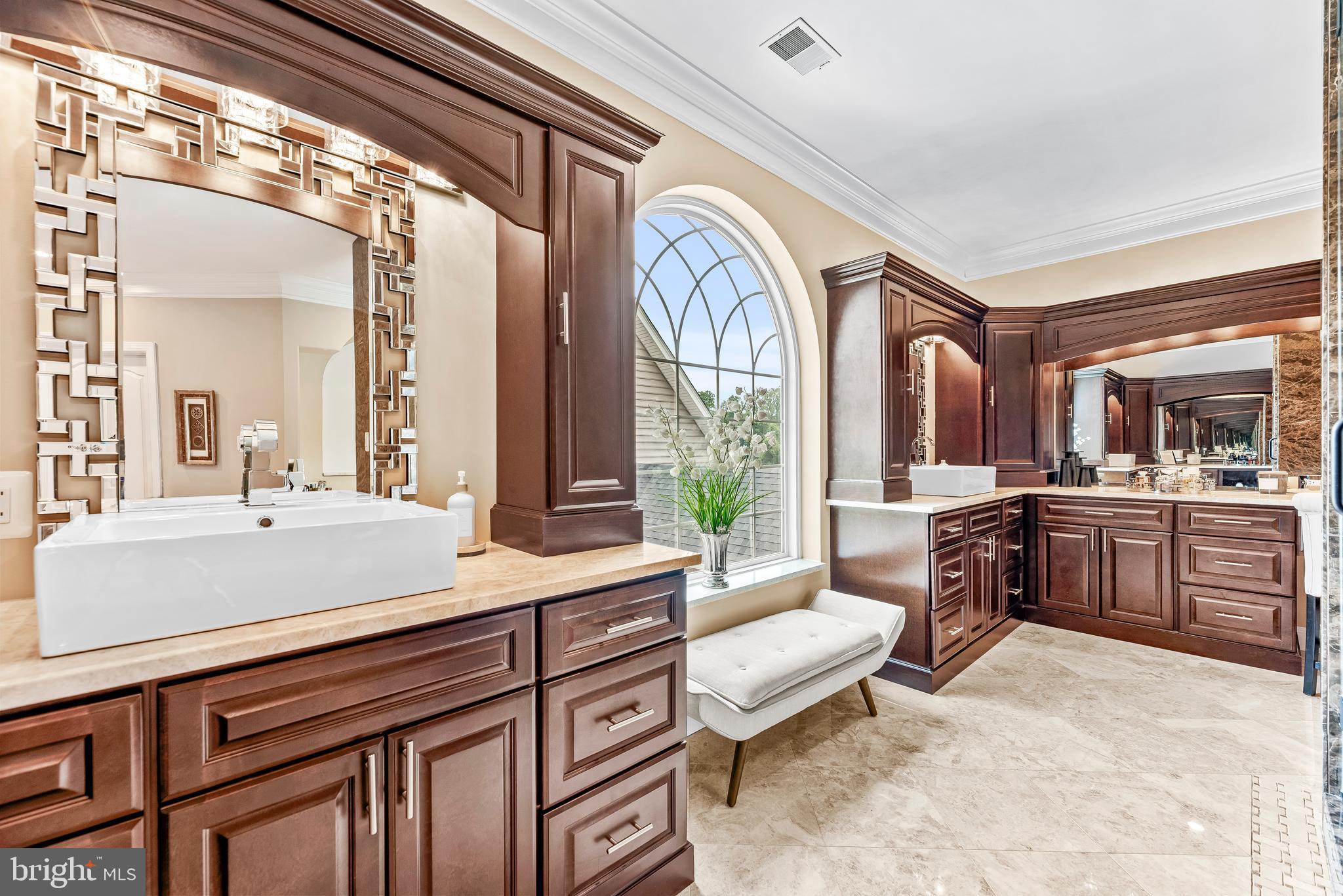 13550 BILL LYON PLACE