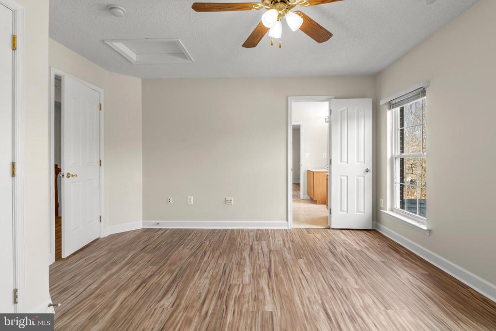 8110 TIVERTON DRIVE