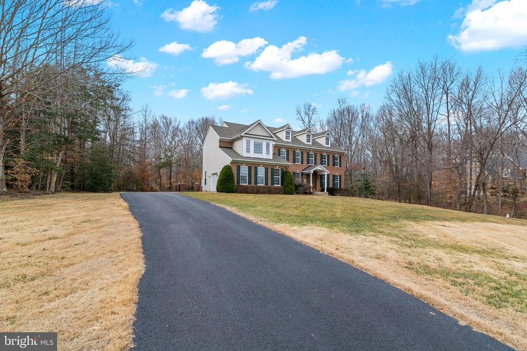 8110 TIVERTON DRIVE