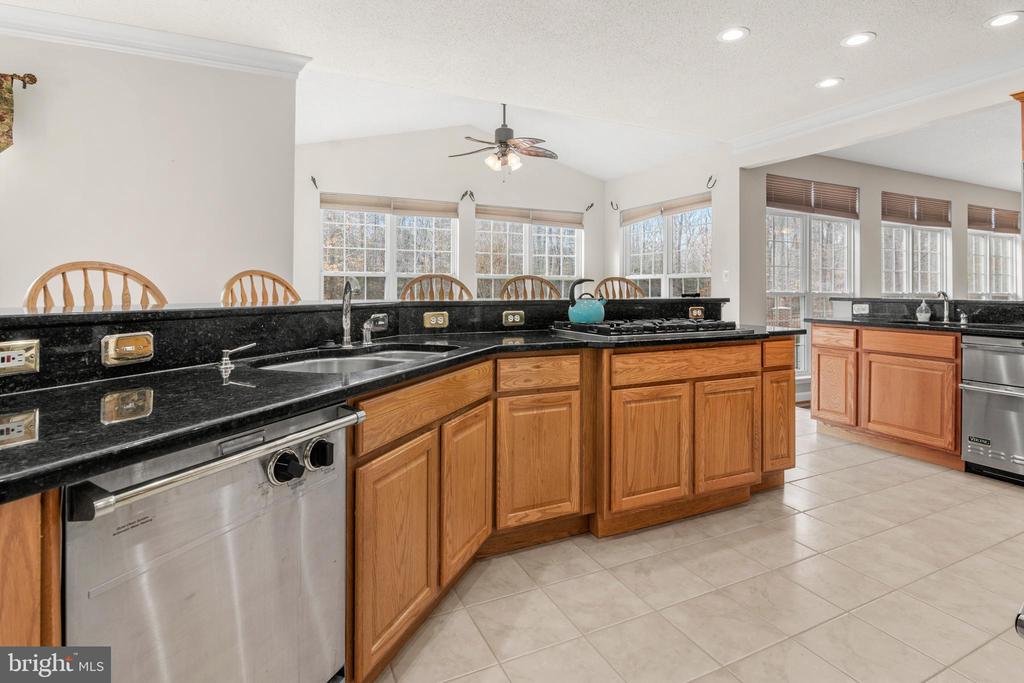 8110 TIVERTON DRIVE