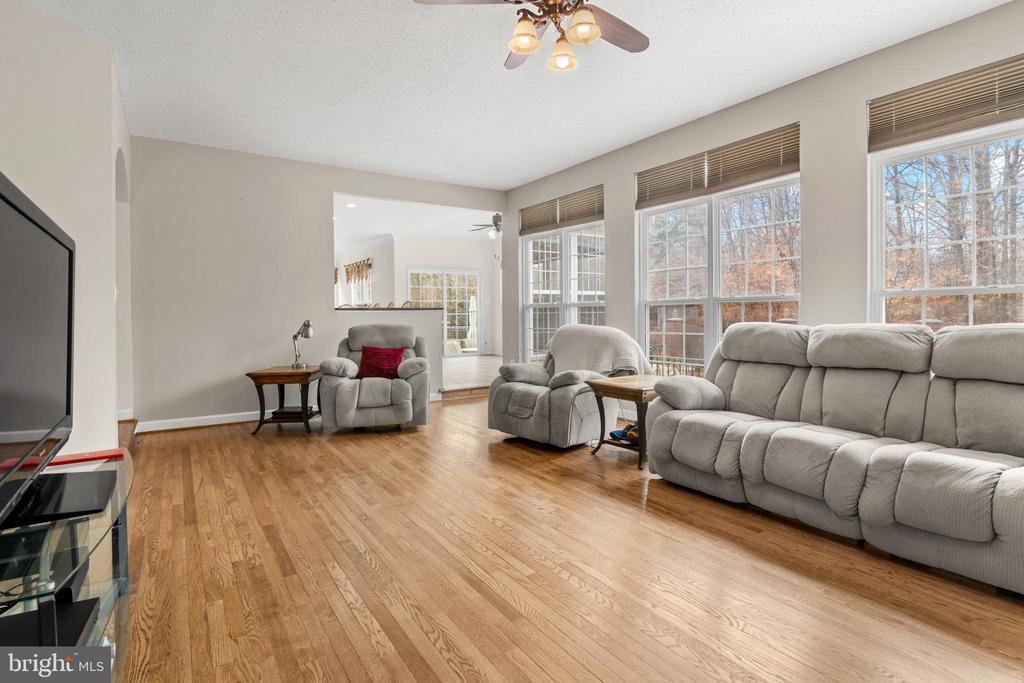 8110 TIVERTON DRIVE