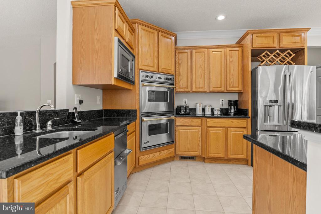8110 TIVERTON DRIVE