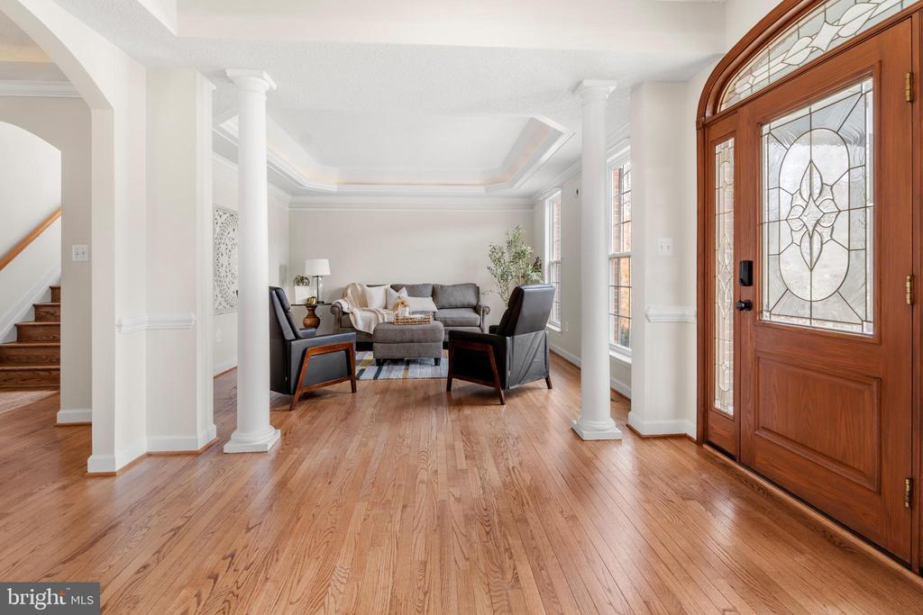 8110 TIVERTON DRIVE