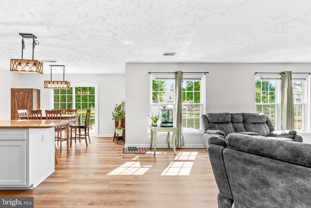 5802 OPALEYE COURT