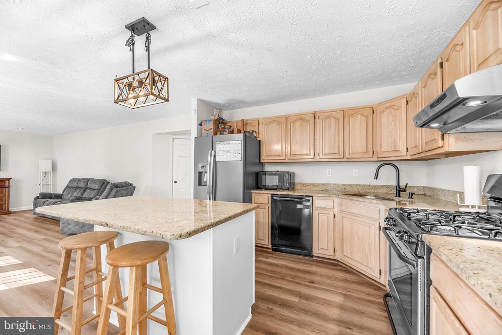 5802 OPALEYE COURT