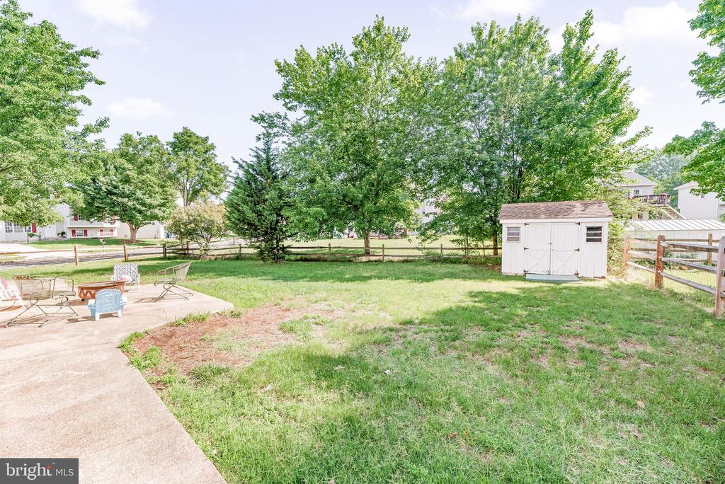 5802 OPALEYE COURT