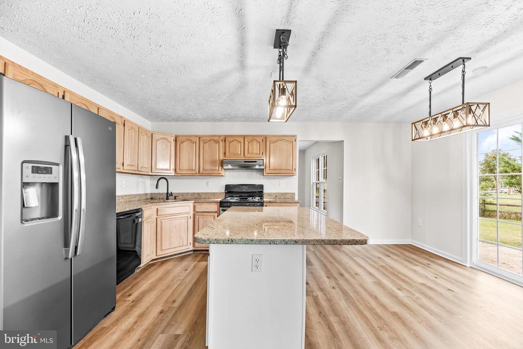 5802 OPALEYE COURT