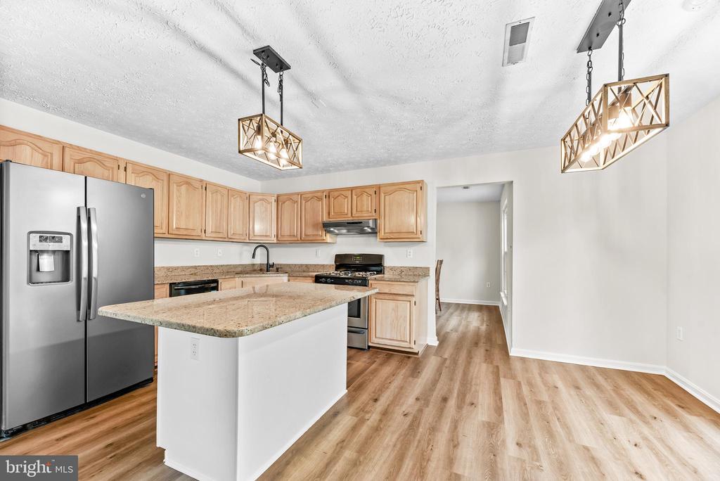 5802 OPALEYE COURT