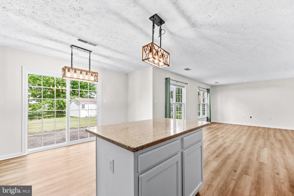 5802 OPALEYE COURT