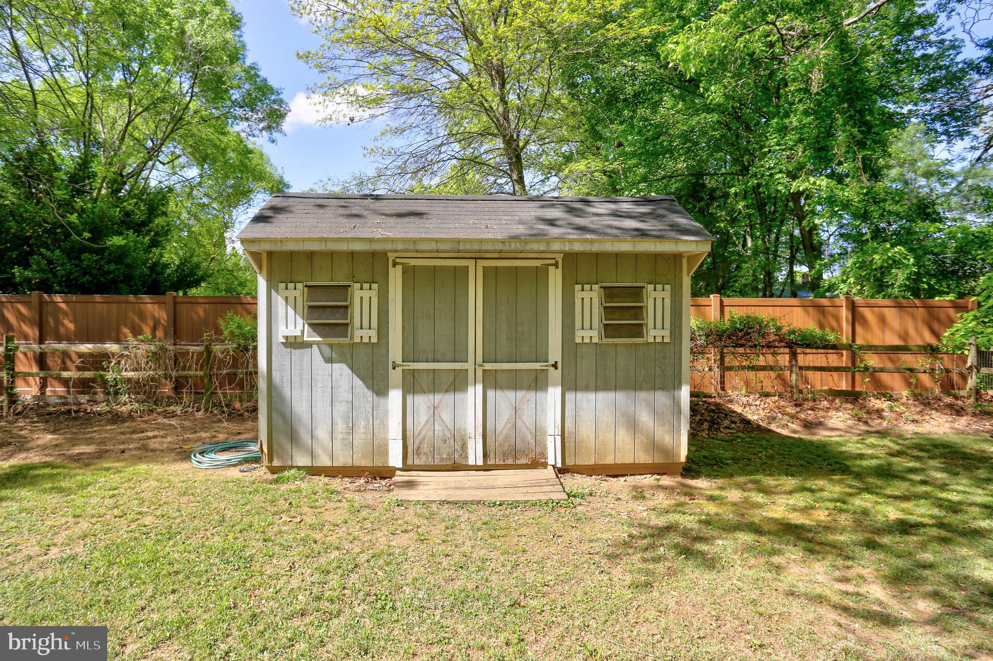 2219 FIREWOOD DRIVE