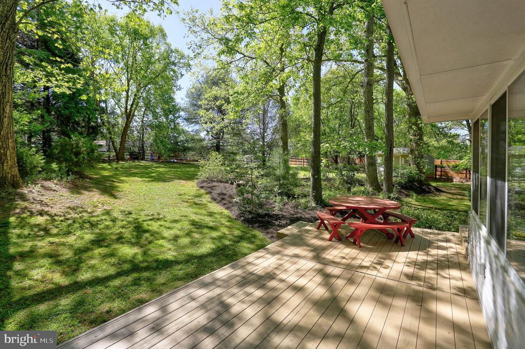 2219 FIREWOOD DRIVE