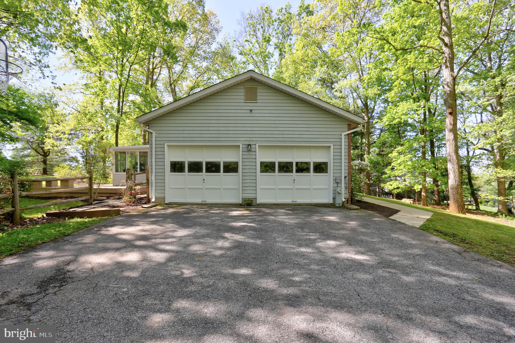 2219 FIREWOOD DRIVE