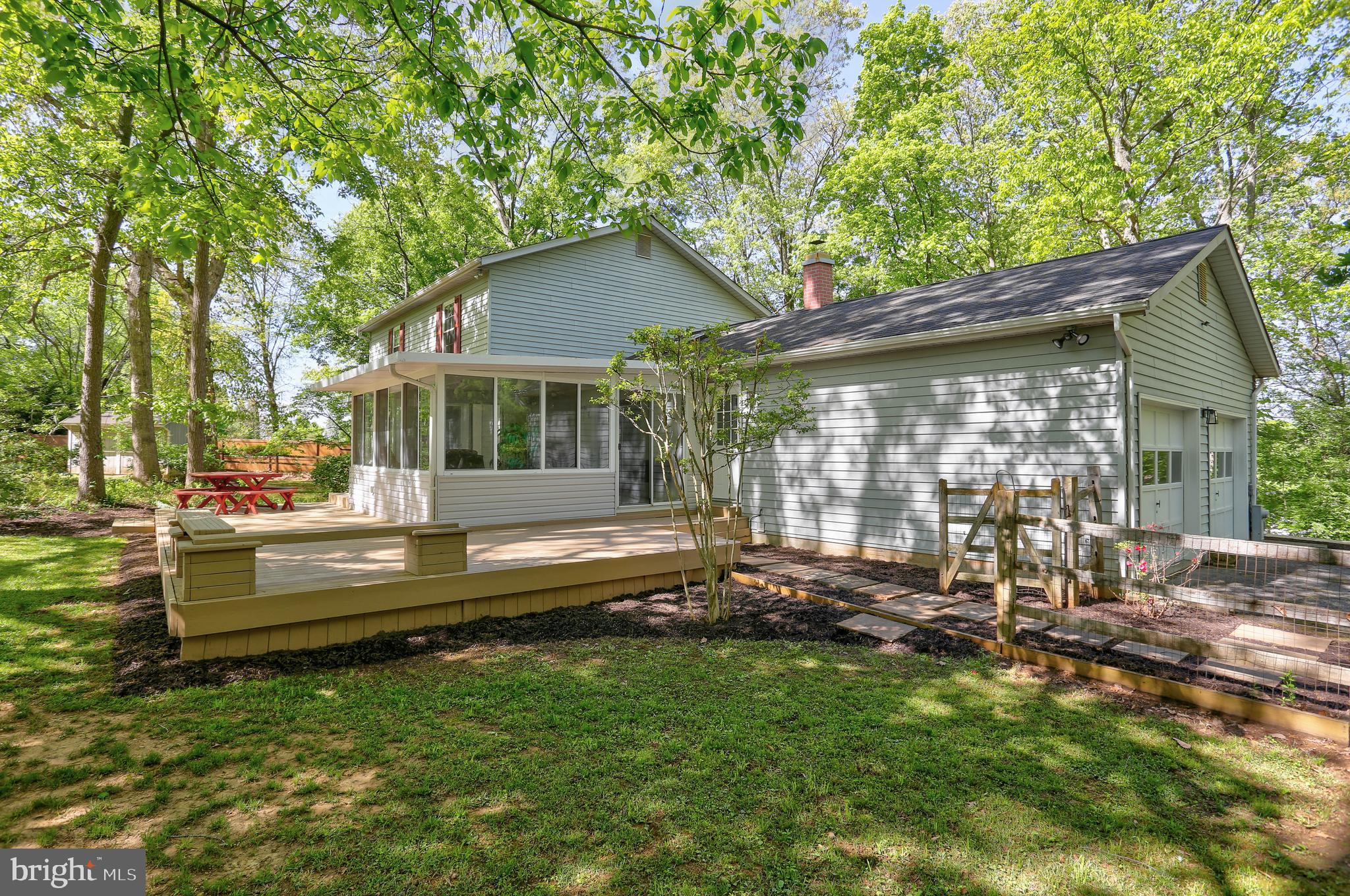 2219 FIREWOOD DRIVE