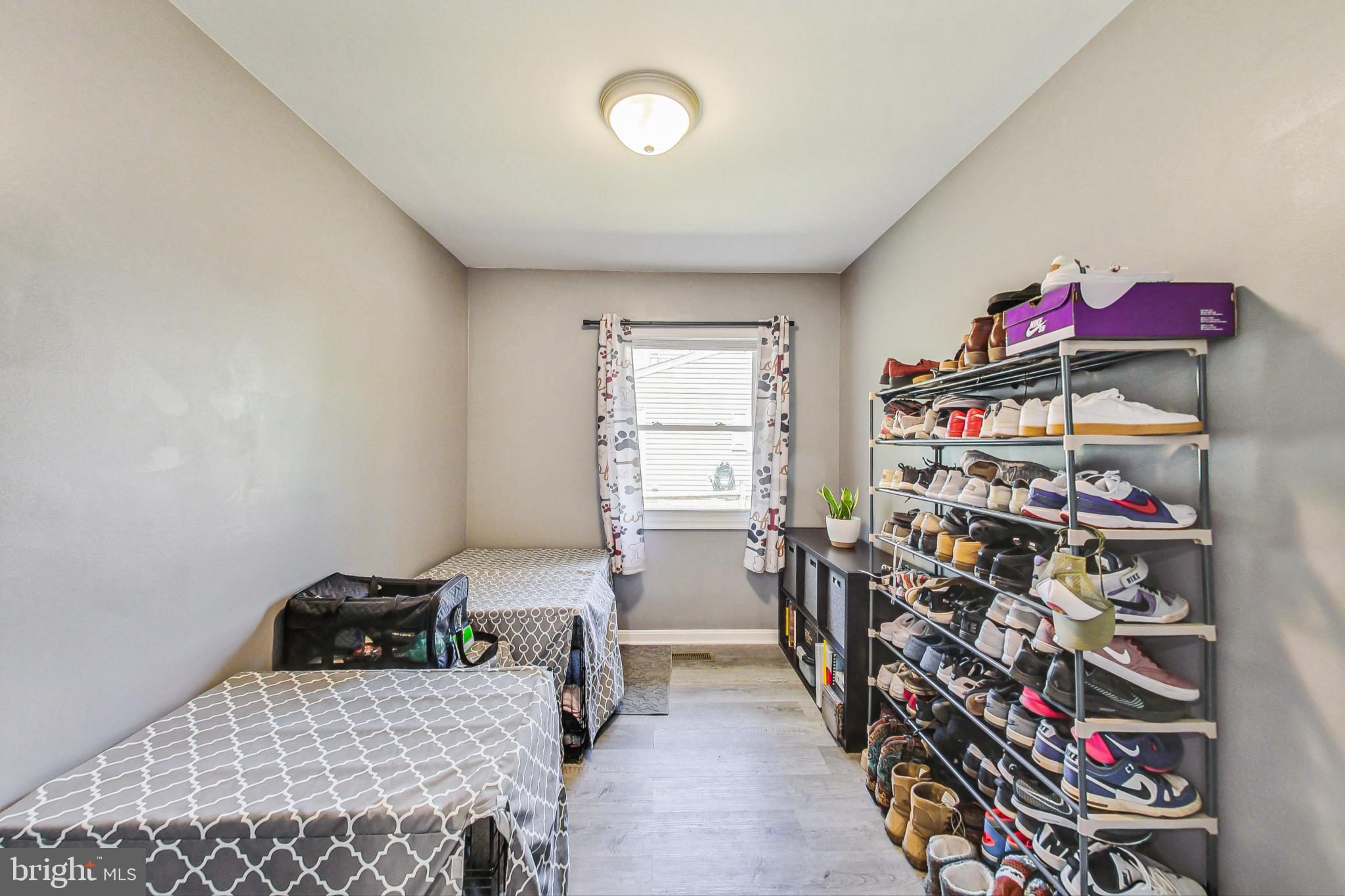 12121 Tawny Ln