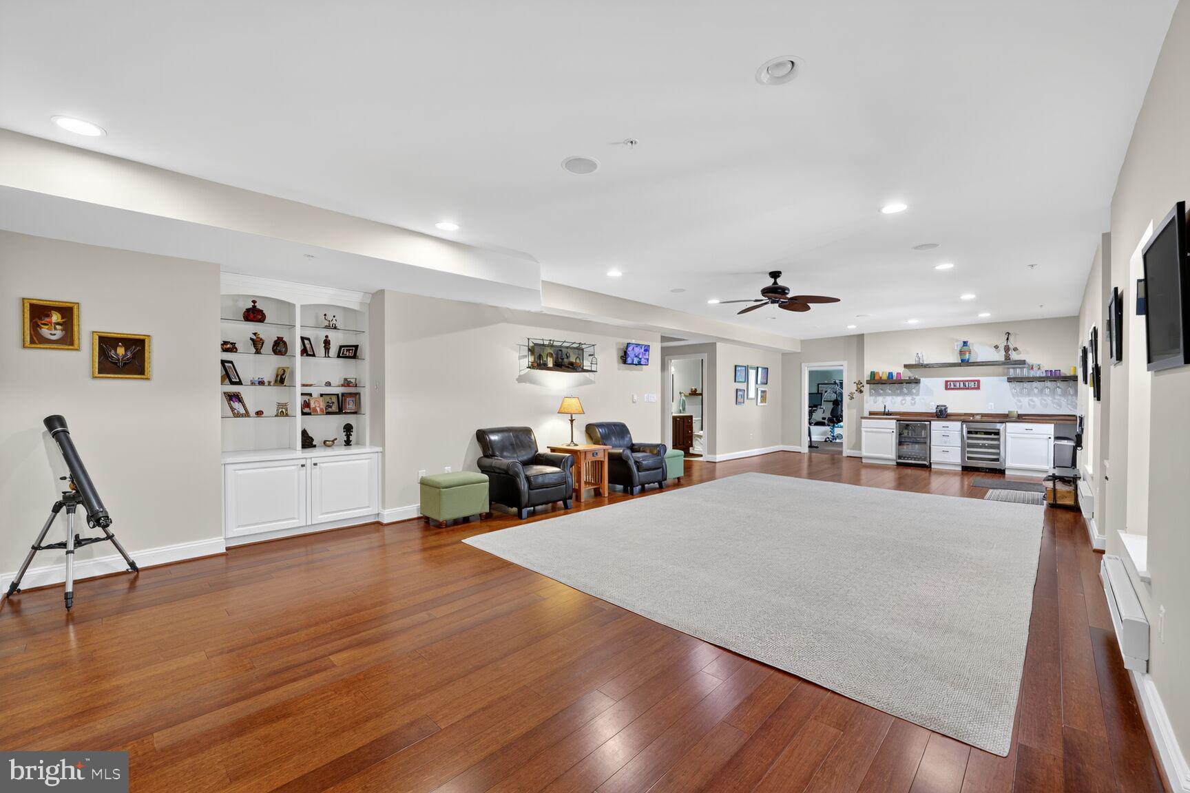 9012 RACE TRACK ROAD