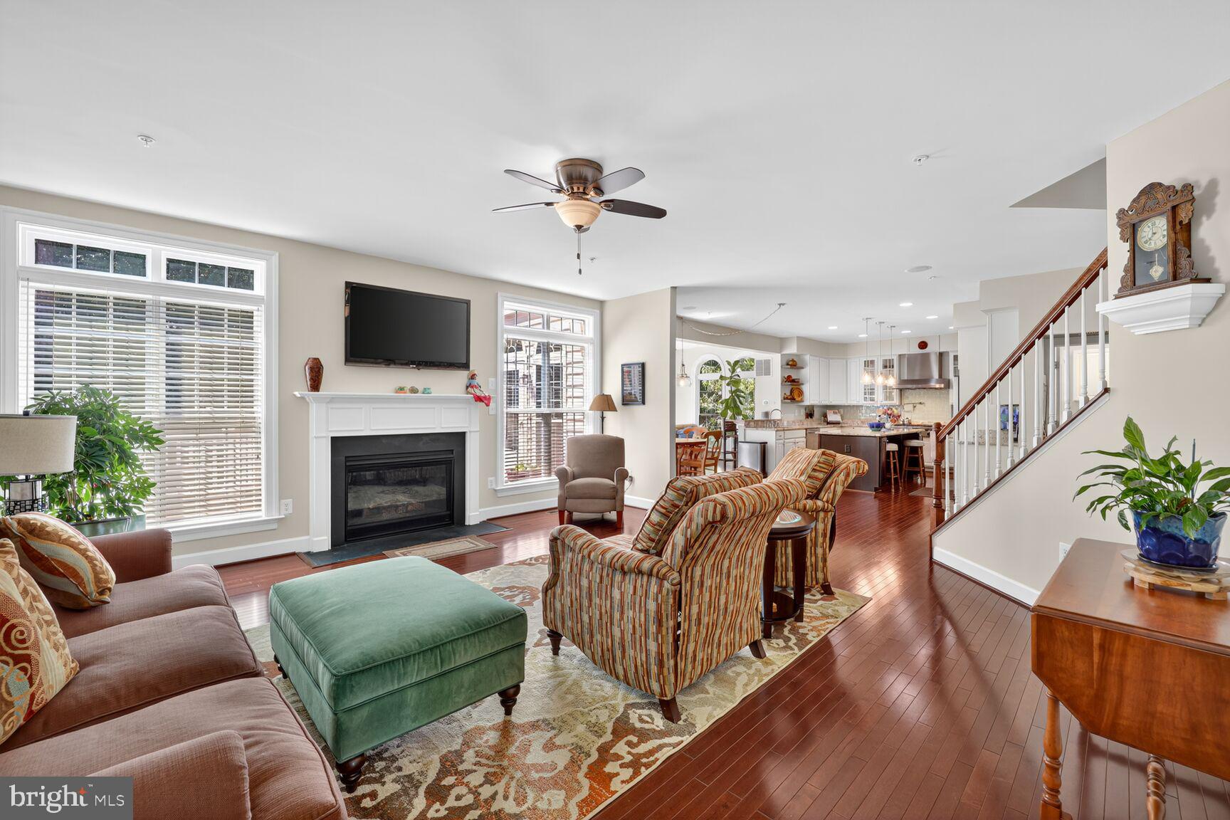 9012 RACE TRACK ROAD