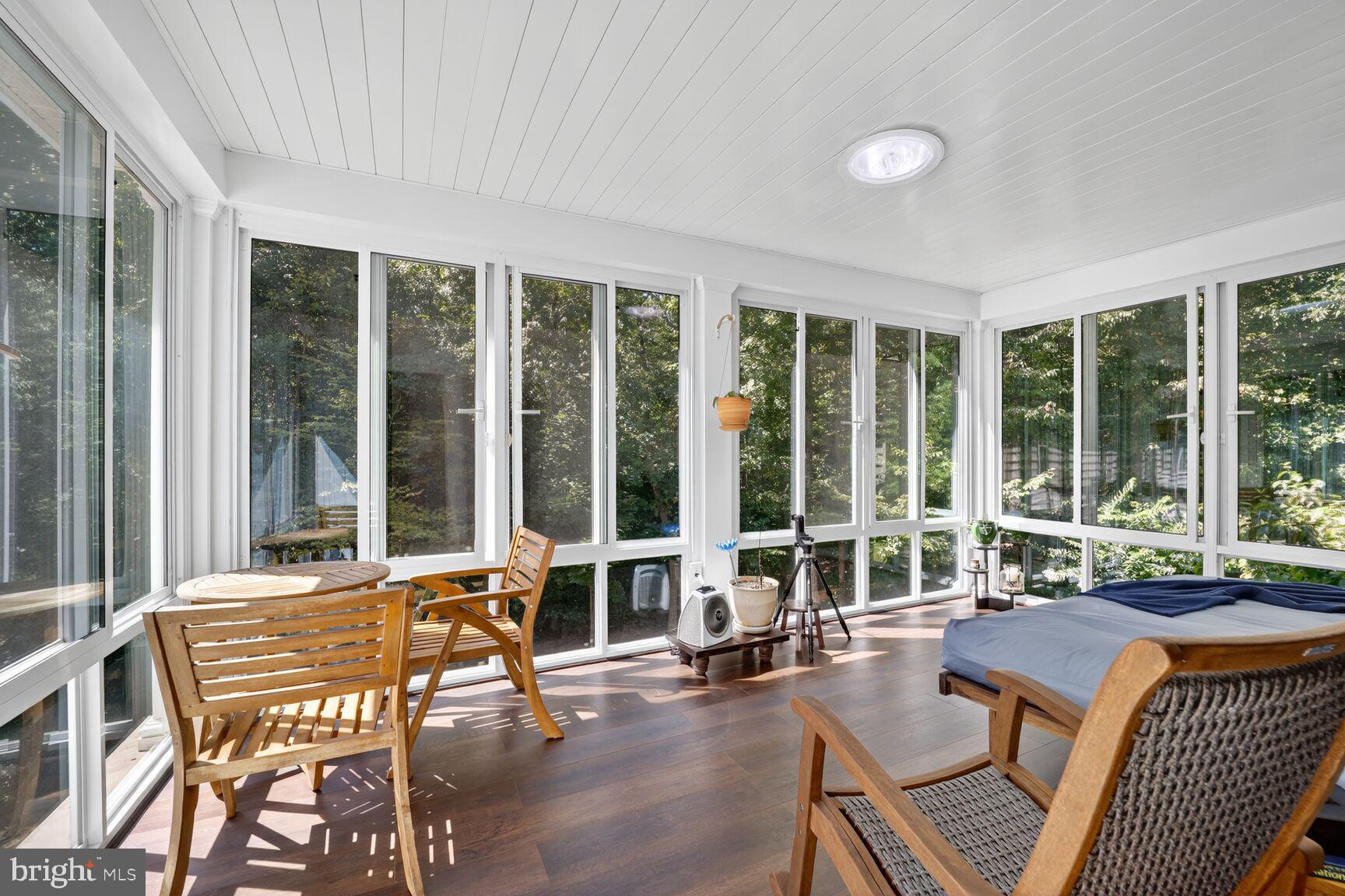 9012 RACE TRACK ROAD