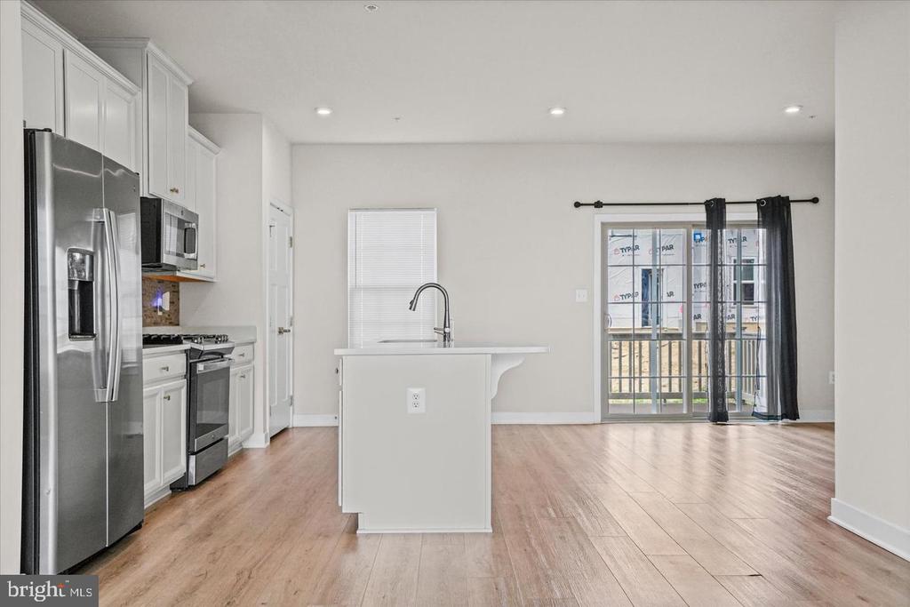 4111 SHIRLEY ROSE COURT Unit: A