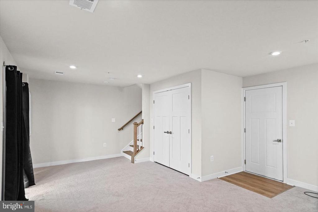 4111 SHIRLEY ROSE COURT Unit: A