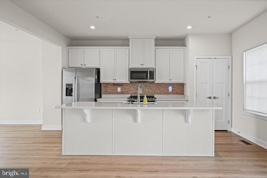 4111 SHIRLEY ROSE COURT Unit: A