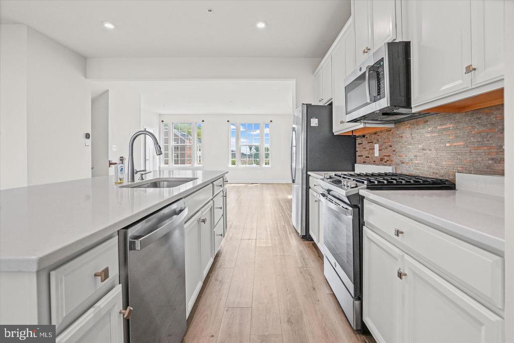 4111 SHIRLEY ROSE COURT Unit: A
