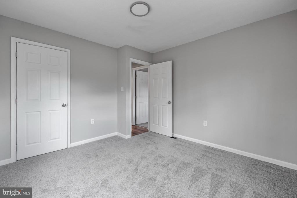 29568 Jennifer Dr