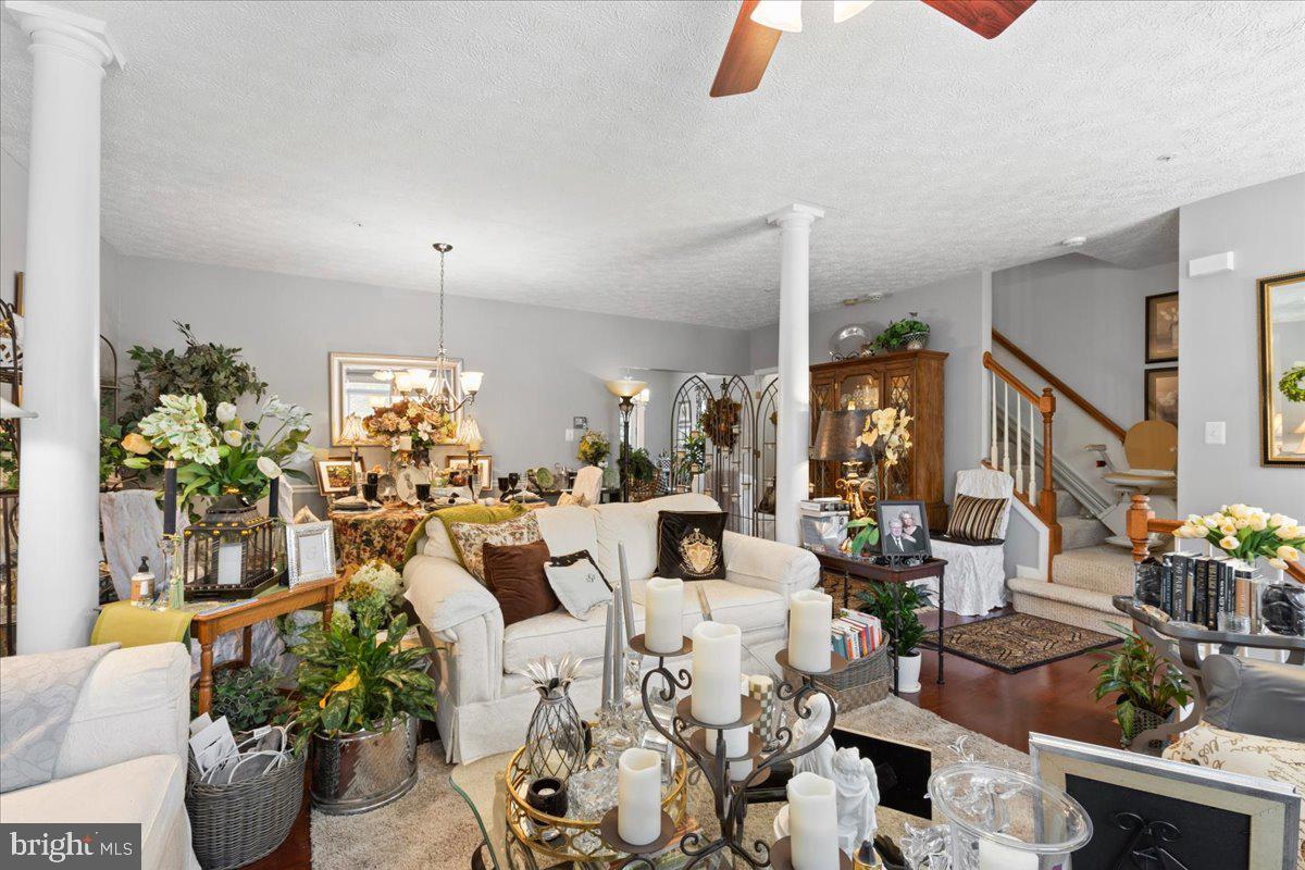 48389 Surfside Dr